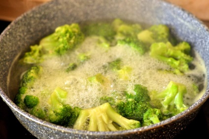 Broccoli varză în breadcrumbs - rețetă pas cu pas cu fotografie