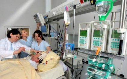 Coma după faza de accident vascular cerebral, caracteristici, ieșire