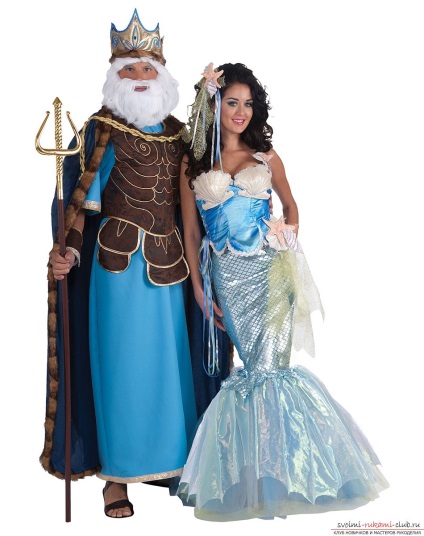 Costume de mascaradă pentru ziua Neptunului cu mâinile lor