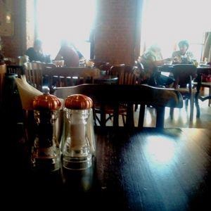 Mickey - majmok kávézóban, étterem Szent Pétervárban - felülvizsgálat és értékelés