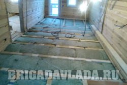 Instalarea de podele într-o casă din lemn, încălzirea podelei - 