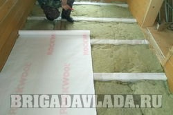 Instalarea de podele într-o casă din lemn, încălzirea podelei - 