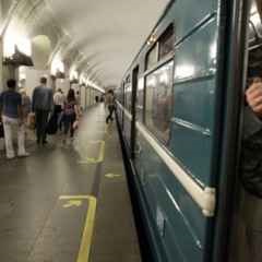 Moscova, știri, pasagerul a supraviețuit după ce a căzut la șinele de la stație - Pușkin
