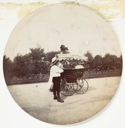 Imagini non-stop de la primul aparat de fotografiat 