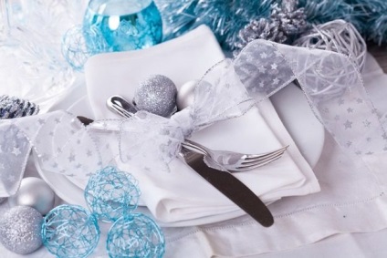 Mai multe secrete de decorare a unei mese festive