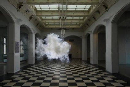 Nimbus - un nor adevărat în interiorul camerei, interesante pe Internet despre evenimente și fapte interesante