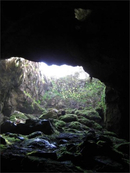Pestera mare buzluk, peșteri carabi-yaila, site dedicat turismului și călătoriilor