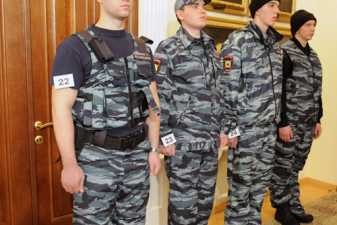 Poliția a explicat cum să poarte o uniformă nouă, ofițerii din Rusia