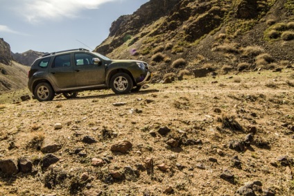 Râul Charyn Canyon Bestamak - o alternativă la Valea Castelelor