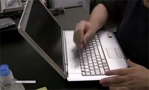 A laptop tokjának javítása és cseréje