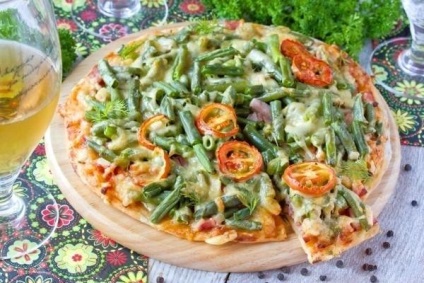 Reteta pentru pizza cu fasole verde si sunca