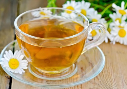 Musetelul, când sunteți însărcinată, puteți bea ceai de musetel, decoctul pe bază de plante în primele etape, este posibil
