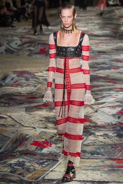 Shetland dantelă și jacquard în colecția de alexander mcqueen primăvara 2017 - de tricotat la modă - tricotat