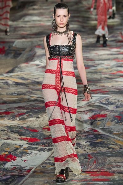 Shetland dantelă și jacquard în colecția de alexander mcqueen primăvara 2017 - de tricotat la modă - tricotat