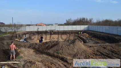 Piscină modernă pentru înot