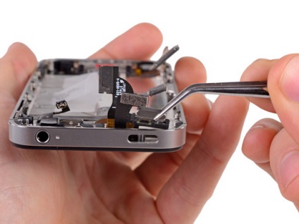 Modalități de reparare a butonului de alimentare iPhone 4