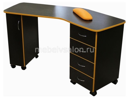 Manichiură bumerang tabel în mobilier în salon