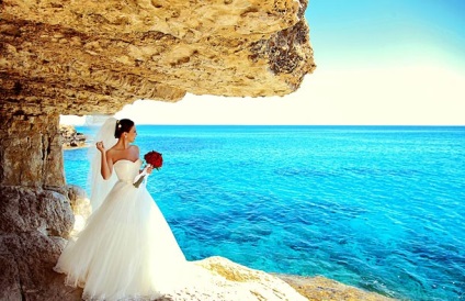Esküvő Cipruson 2017-ben; a szimbolikus esküvő árai