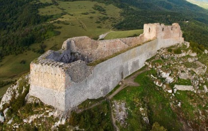 Misterul castelului monsegur - misterele istoriei - știri