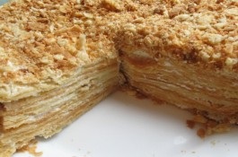 Krém-brulee torta - egy recept egy fotóval, hogyan kell főzni egy ízletes otthonban