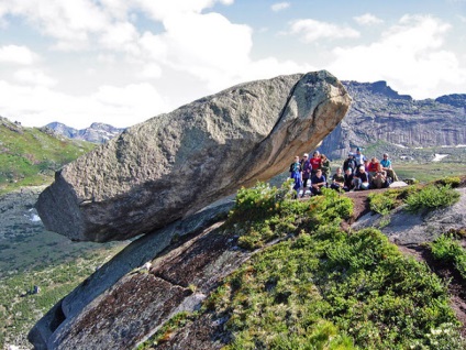 Locuri turistice din Teritoriul Krasnoyarsk - un parc natural - ergaki