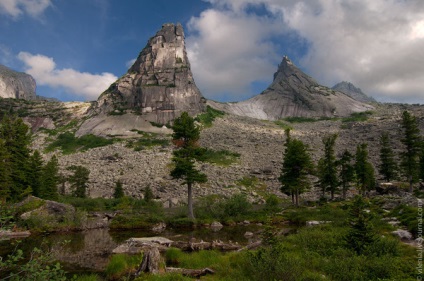 Locuri turistice din Teritoriul Krasnoyarsk - un parc natural - ergaki