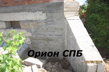 A szellőzőbeton falak erősítése Szentpéterváron - esztrich, megerősítés, javítás, restaurálás