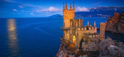 Crimea déli partjai - hol jobb áttekintést, leírást, strandokat és a turisták véleményét?