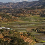 Uzina de producție a golfului takamaka de rum pe Seychelles