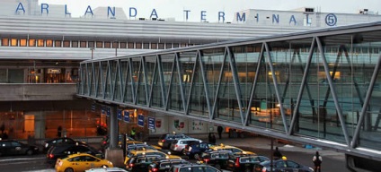 Aeroporturile din Stockholm - descrierea, serviciile pentru clienți și transferul