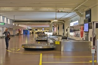 Aeroporturile din Stockholm - descrierea, serviciile pentru clienți și transferul