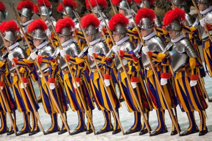 Armata în costume de la Michelangelo