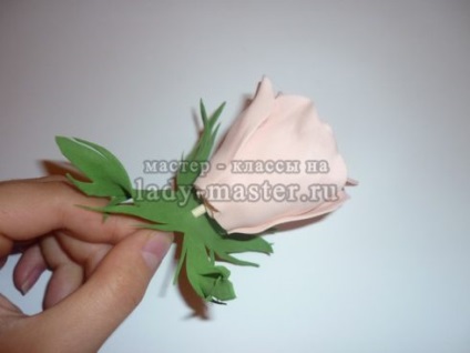 Boutonniere pentru mirele proprii, clasa master cu fotografie și video