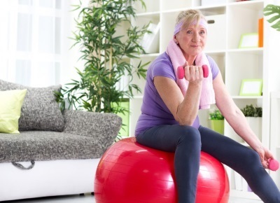 Fitness pentru femei după 50 de ani - cum să-și reducă vârsta biologică