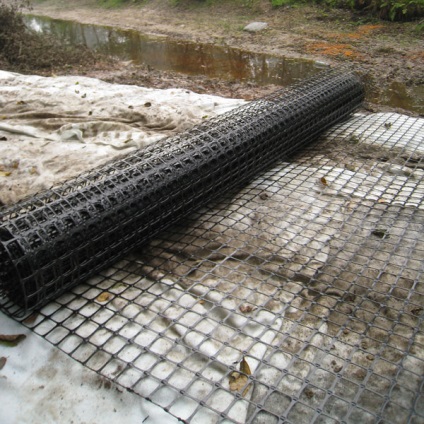 Geogrid și geo-rețea pentru întărirea pantelor - caracteristici și producători