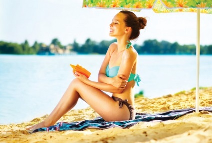 Cum să faceți plajă în condiții de siguranță și în condiții de siguranță la soare