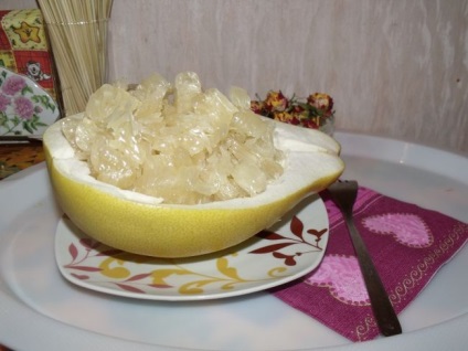 Cum să taie pomelo