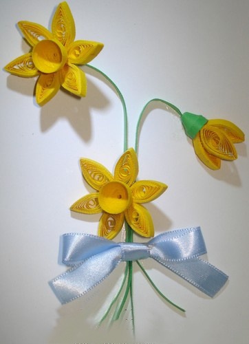 Cum sa faci daffodils in tehnica quilling