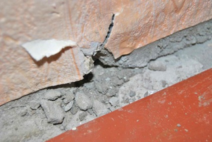 Cum de a repara o fisură în perete a cauzelor apariției și modalități de ao elimina