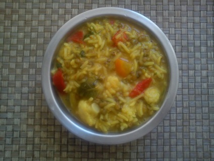 Kichri - rizs zabkása és masha zöldségekkel