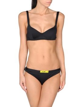 Costum de baie frumos cu discount 1