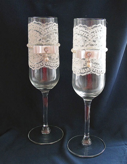 Decorare frumoasă a ochelari de vin pentru nunta - fotografii și sfaturi utile de la maeștri profesioniști,