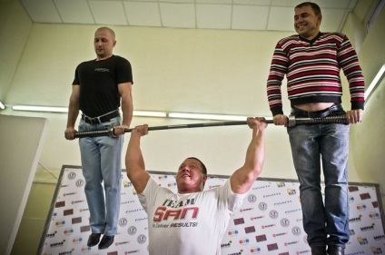 O scurtă biografie a atletului rus Mihail Koklyaev (10 fotografii) - Trinity