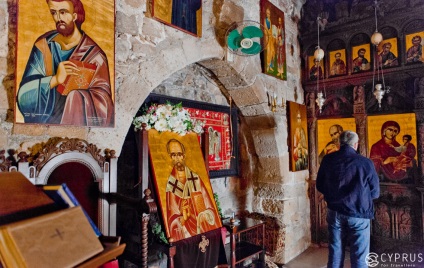 Mănăstirea Sf. Nicolae (patronul pisicilor) din Akrotiri, Limassol, Cipru pentru călători