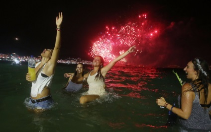 Нова Година в Бразилия снимки, традиции и ритуали