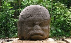 Olmecs - descendenți ai Atlantienilor