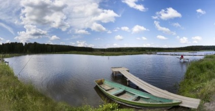 A plătit pescuitul în Ekaterinburg pe Kalynivka, pe un râu larg