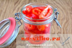 Tomate felii cu piper bulgară pentru iarna - rețetă pentru gustări