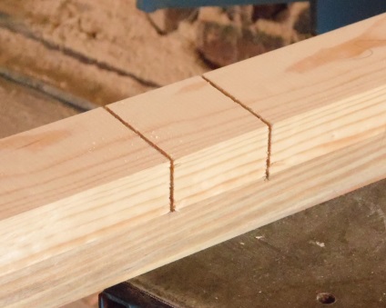 Egyszerű fából készült ablakok