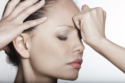 Controlul contra pilulelor poate determina migrene, reviste pentru femei